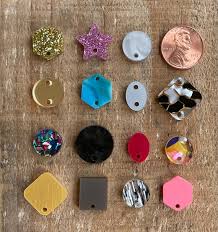 Acrylic Stud with Cutting