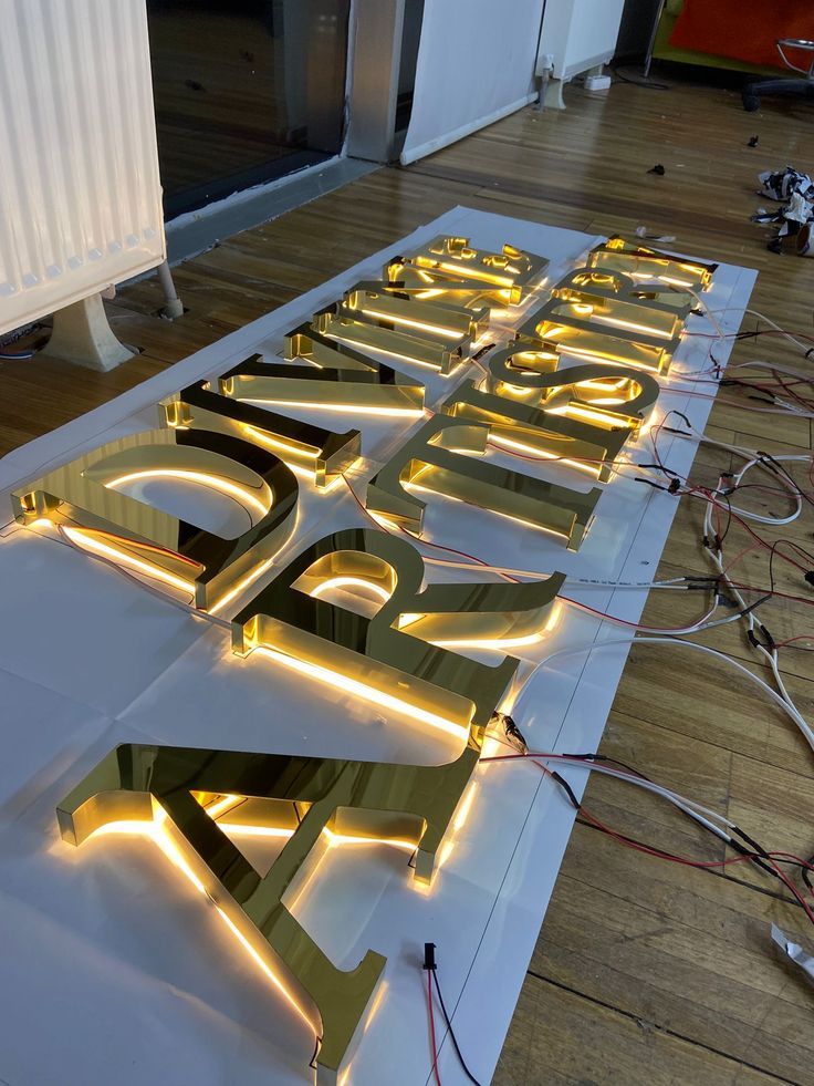 Acrylic 3D Letter Rising with LED